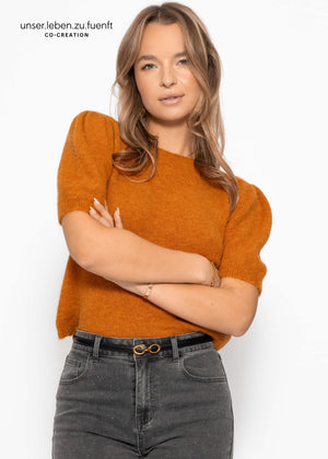 Knitted top with puff sleeves - cognac
