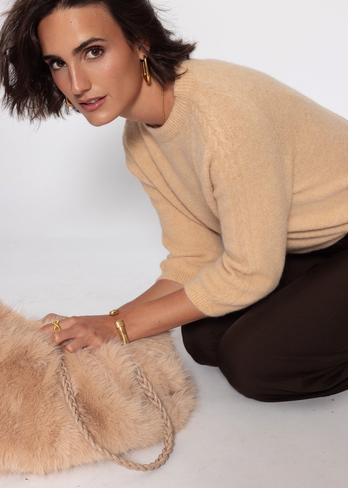 Strickoberteil mit Zopfmuster-Detail - beige