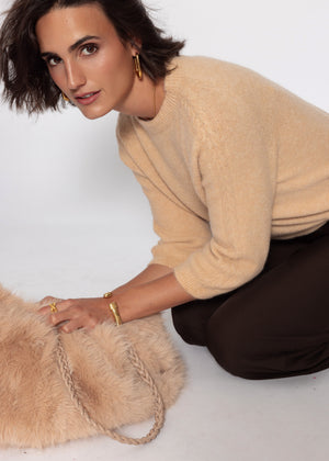 Strickoberteil mit Zopfmuster-Detail - beige
