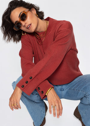 Strickpullover mit Knopfdetail - rostrot - SASSYCLASSY
