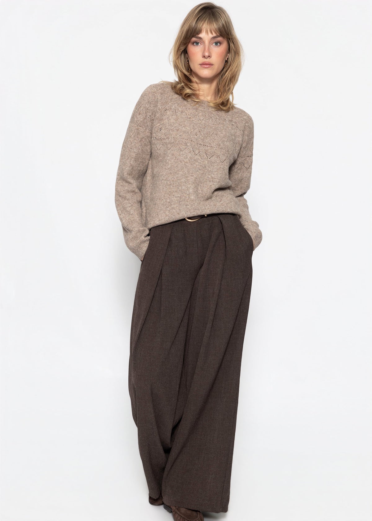 Strickpullover mit feinem Ajour-Norwegermuster- taupe
