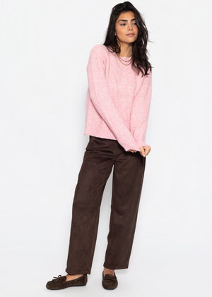 Knitted jumper with cable knit pattern - pink