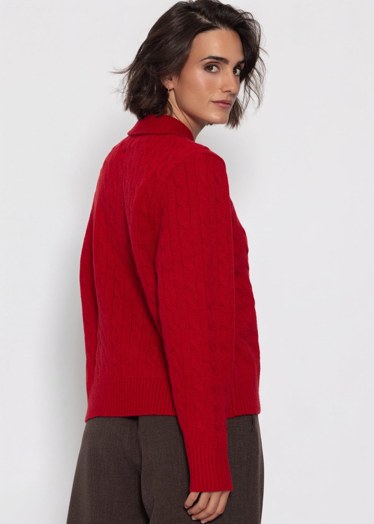 Strickpullover mit Zopfmuster und Kragen - rot