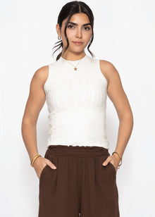 Knitted top with cable pattern - white