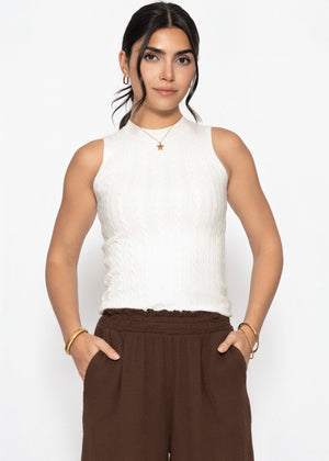 Knitted top with cable pattern - white