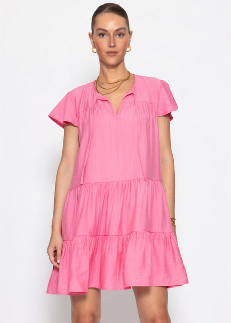 Stufenkleid mit Flügelärmel - pink von SASSYCLASSY