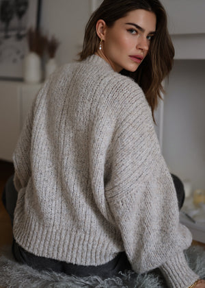 Super flauschige Strickjacke mit Zopfmuster - hellgrau