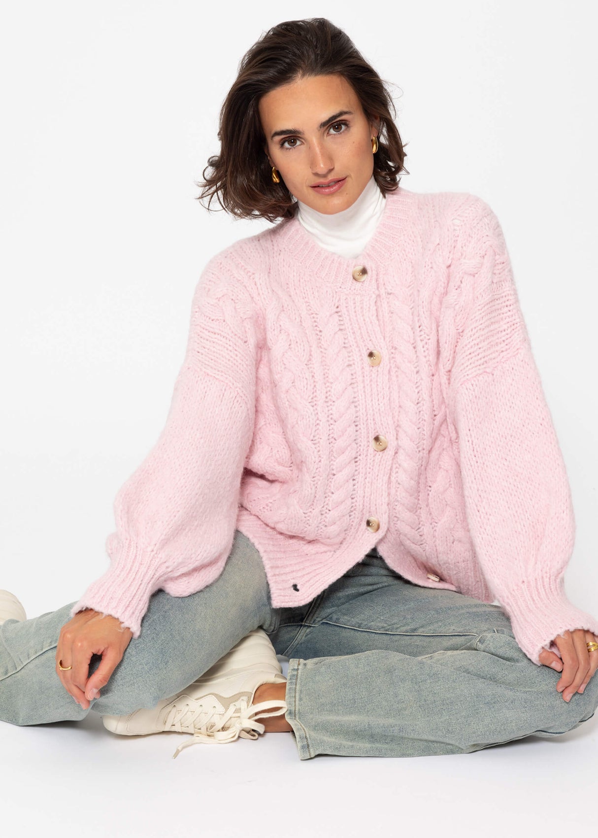 Super fluffy cable-knit cardigan - pink
