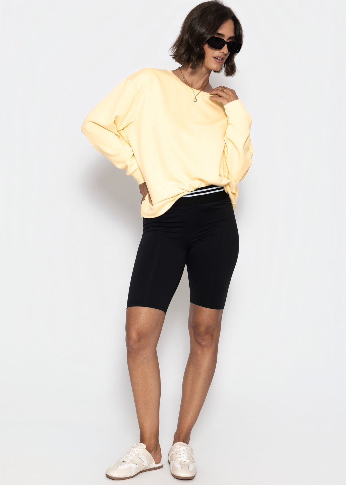 sassyclassy Sweatshirt mit überschnittenen Schultern - buttergelb