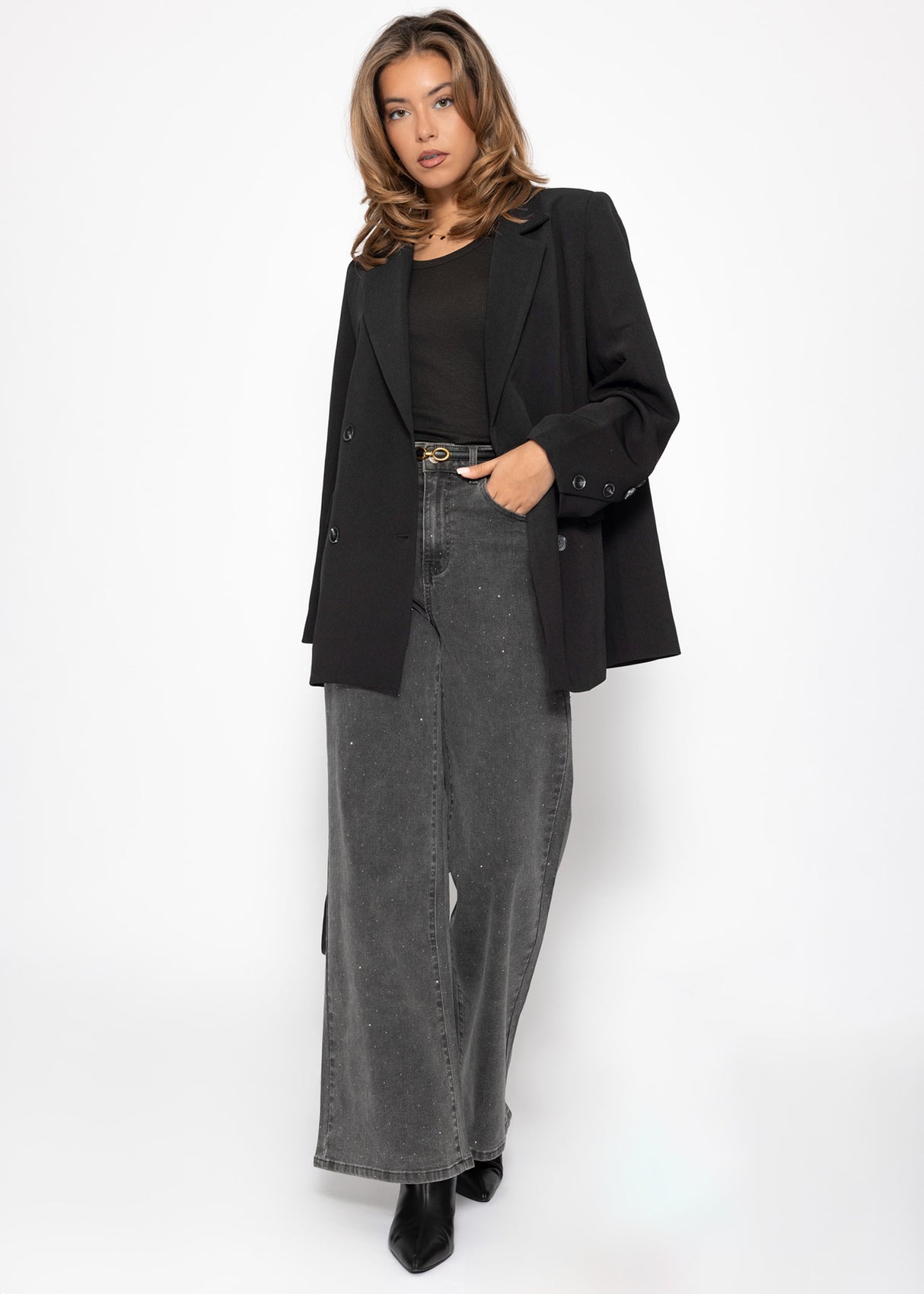 Tank Top mit Ausschnitt - schwarz