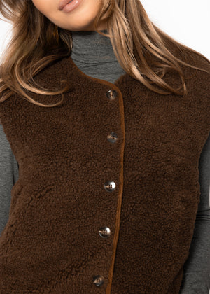 Teddy vest with buttons - brown