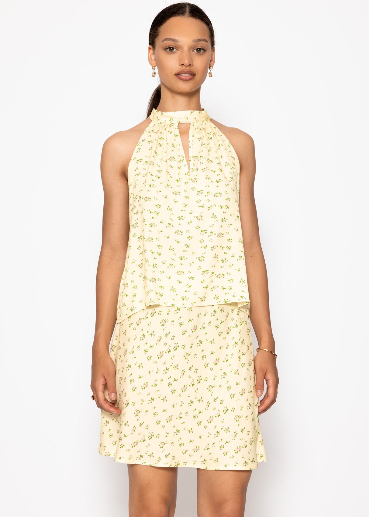 Viskose Top mit floralem Print - buttergelb