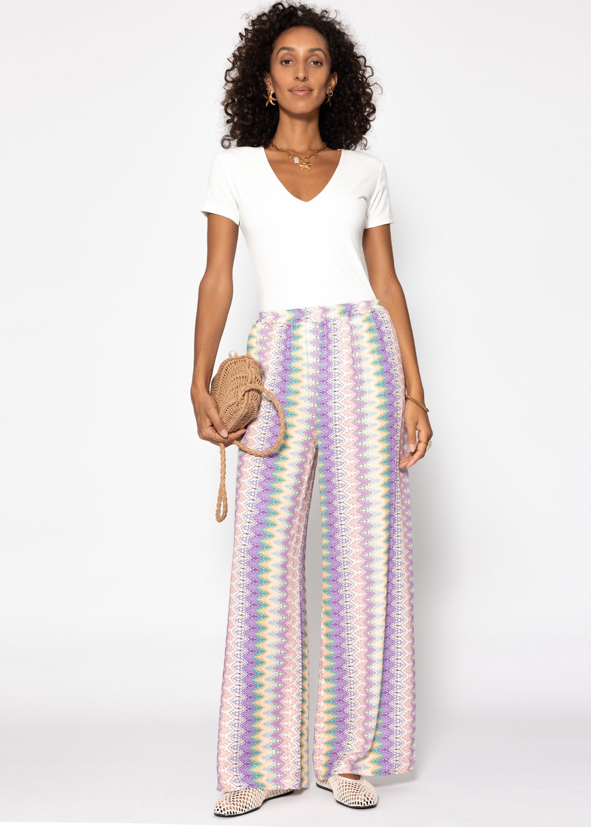 Wide trousers with multicolor pattern-lilac-pink