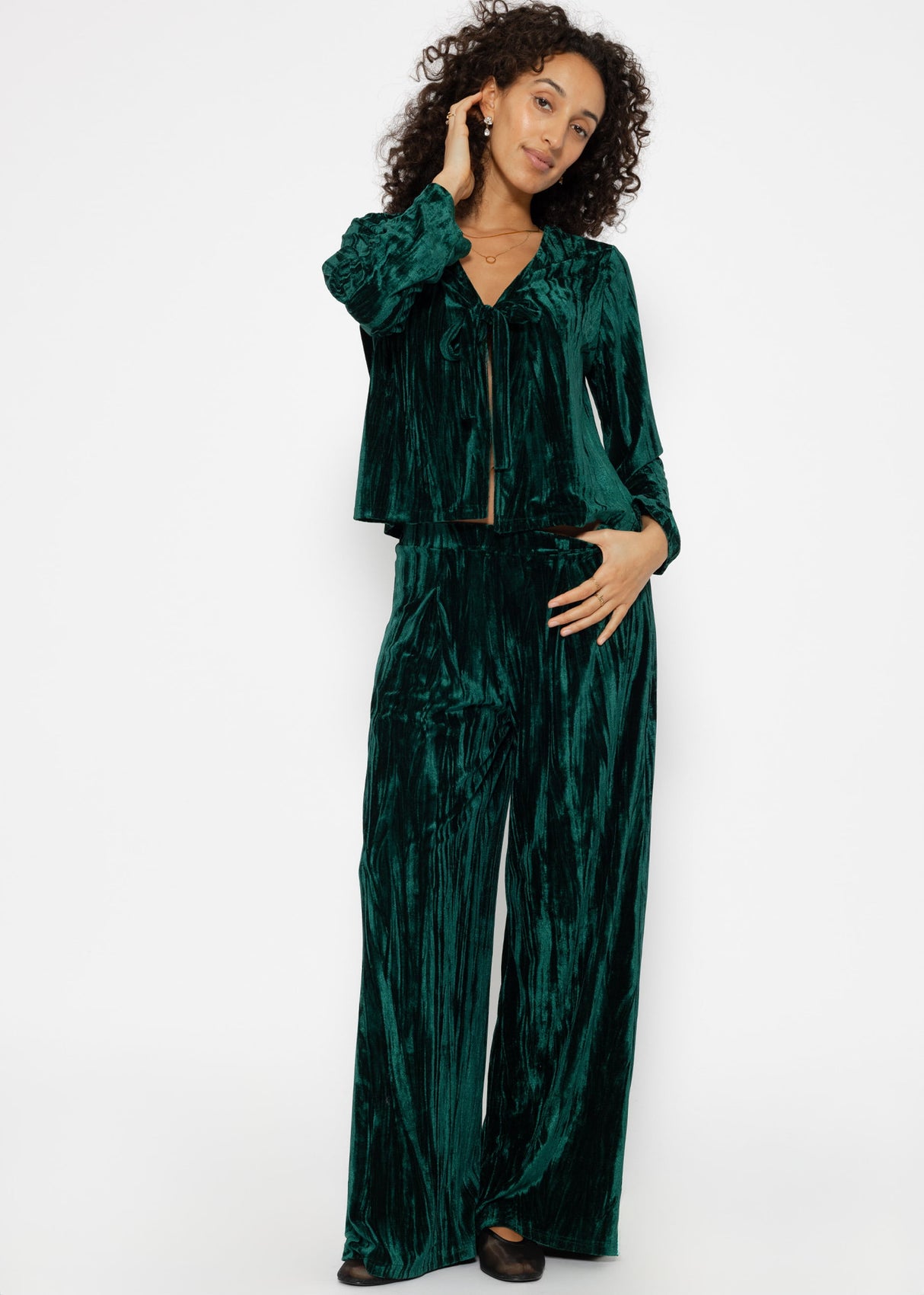 Wide velvet trousers - emerald green
