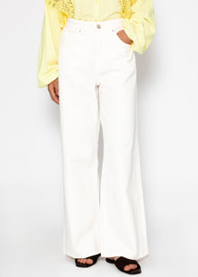 Wide Leg Jeans with a high covenant - OffWhite
