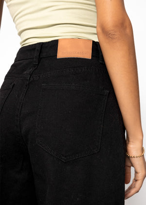Wide Leg Jeans with a high waistband - black