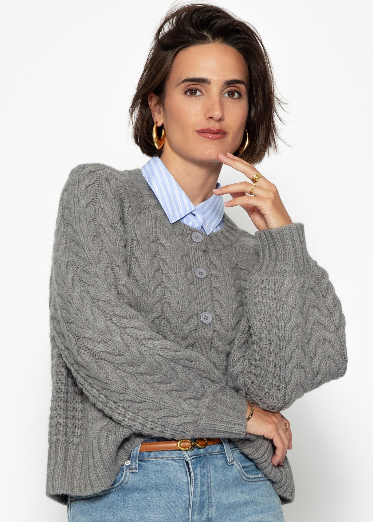 Cable-knit cardigan with round neck - grey