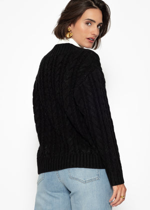 Cable-knit V-neck sweater - black
