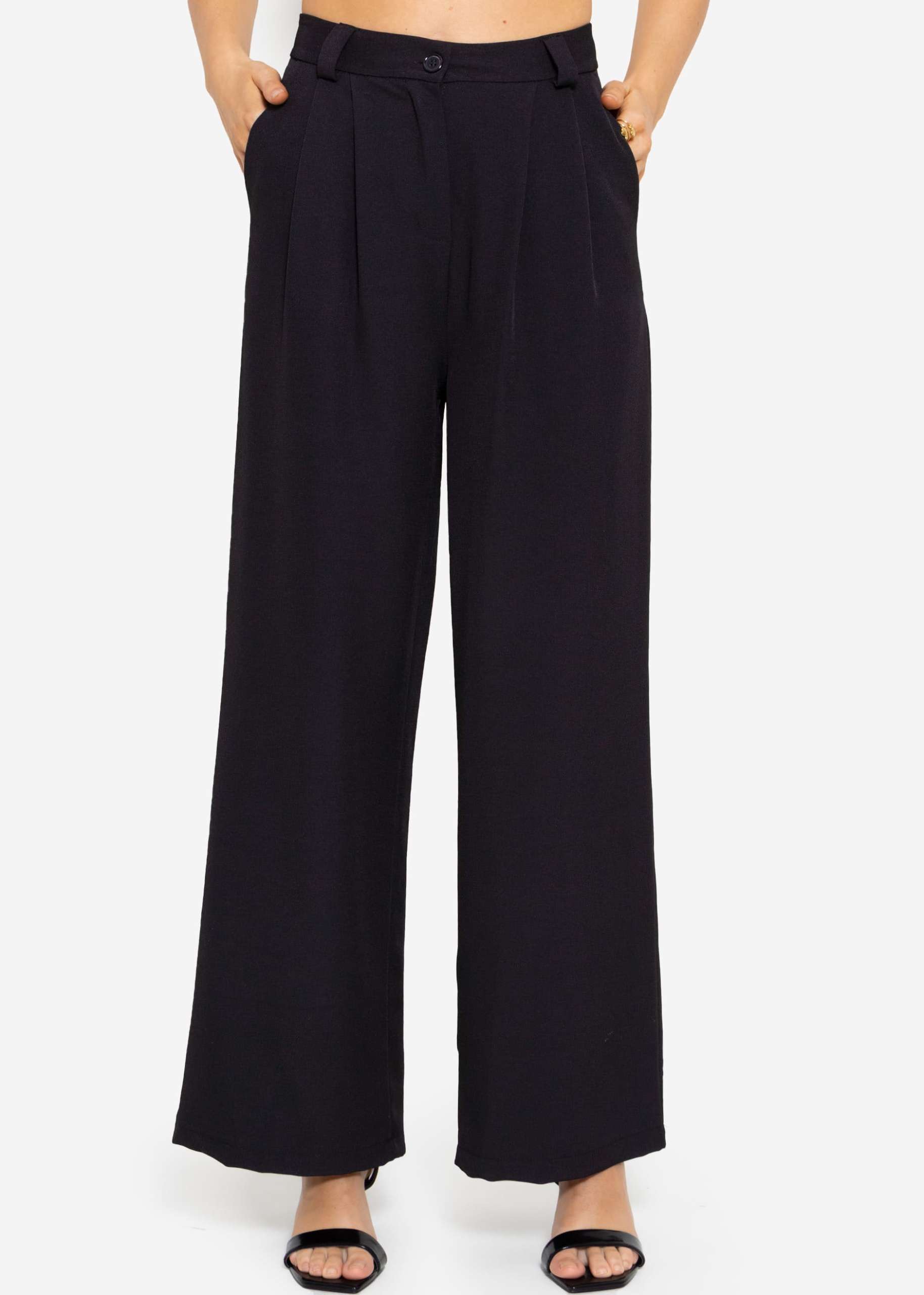 Wide pleated trousers - black