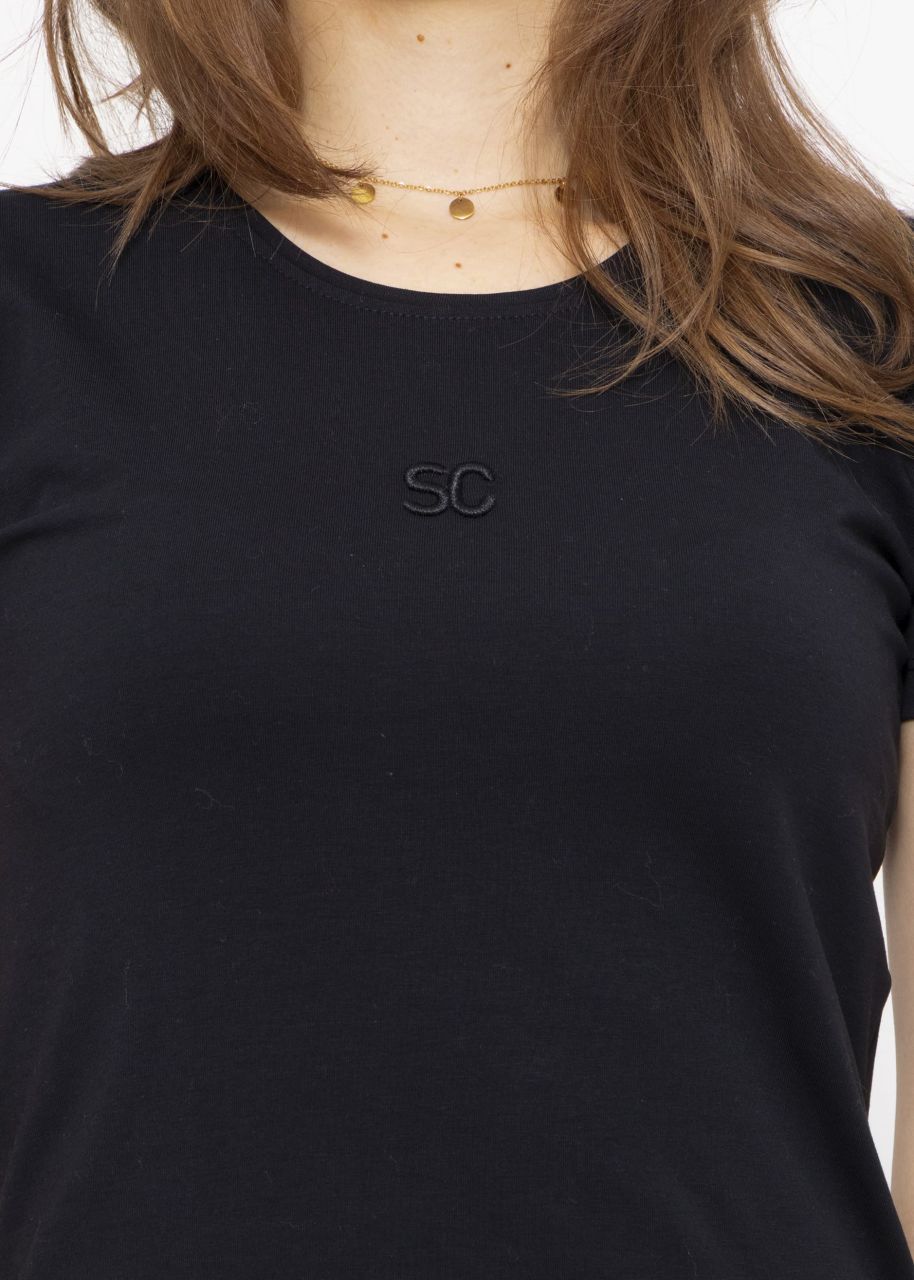 T-shirt with small embroidery, black