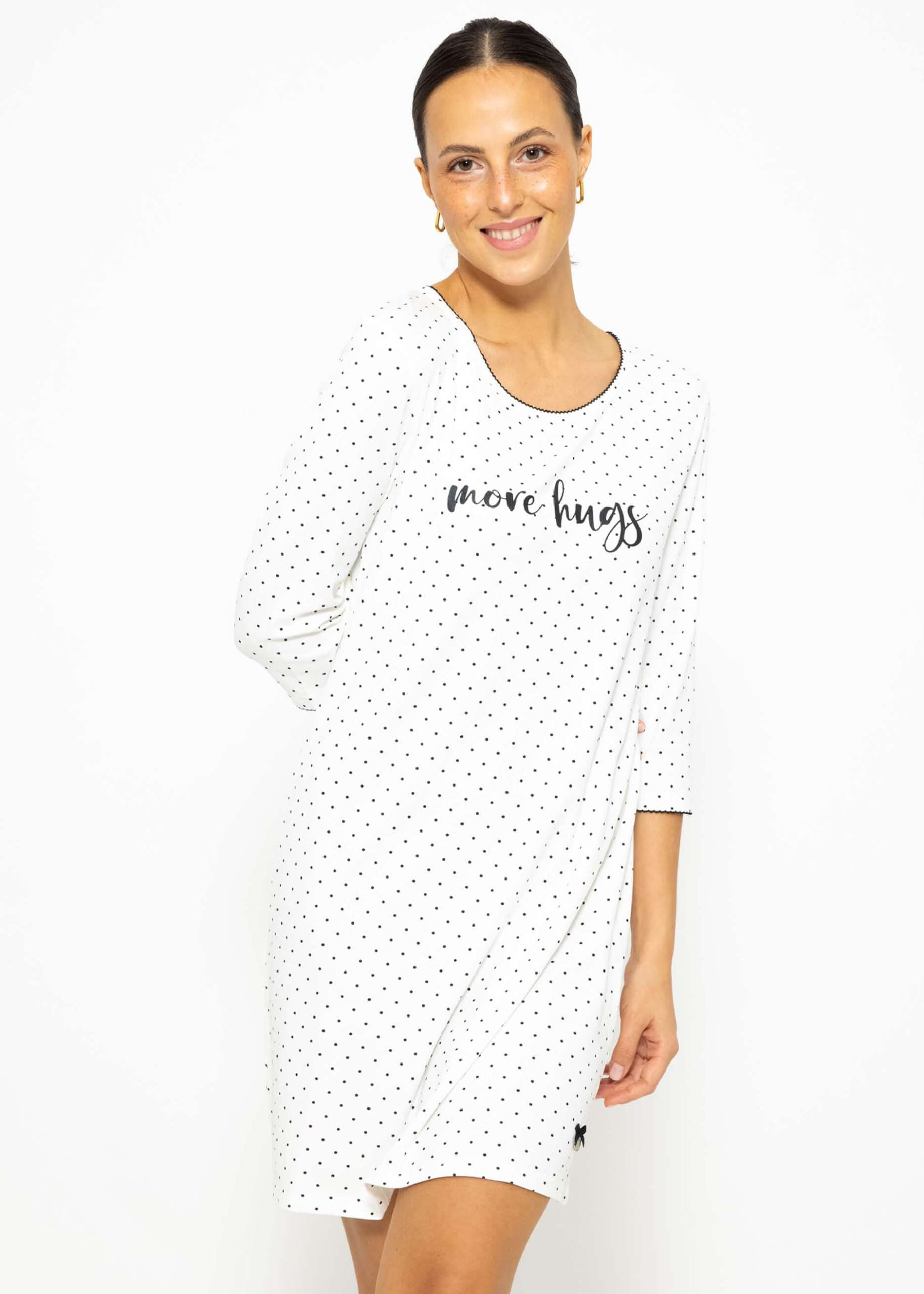 Nightgown with dots - white