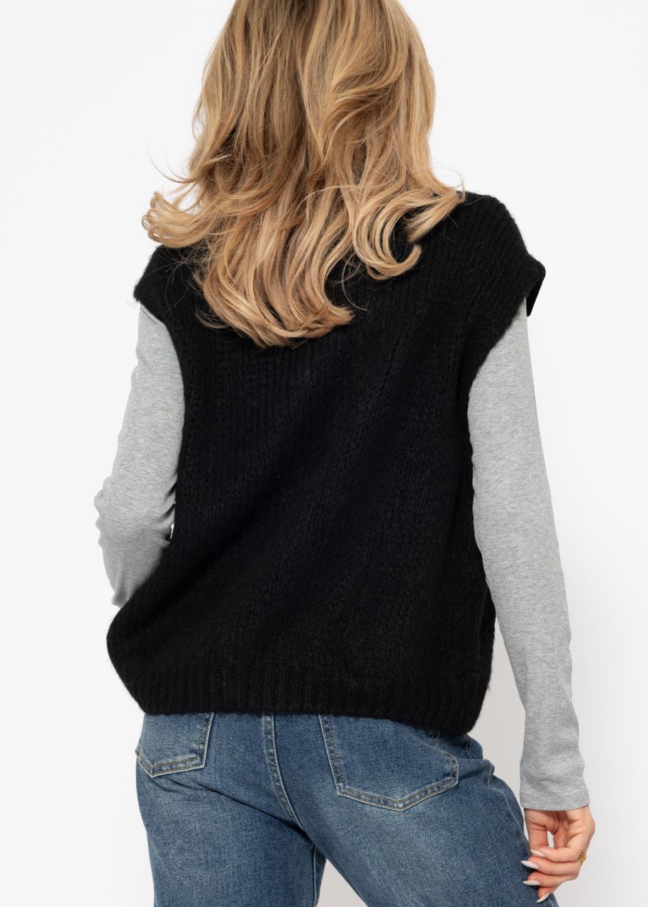 Fluffy, sleeveless knitted waistcoat - black