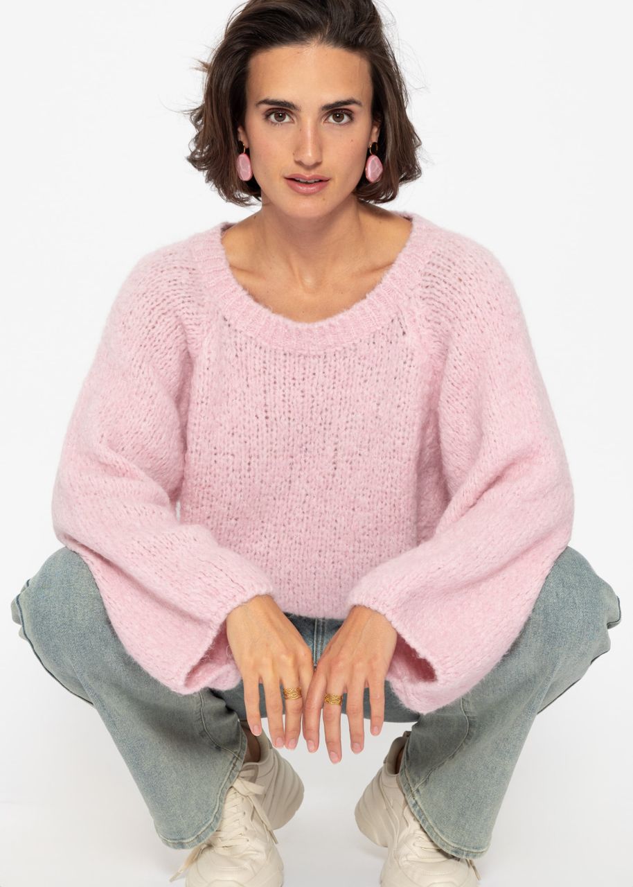 Sweater with a wide round neckline - pink