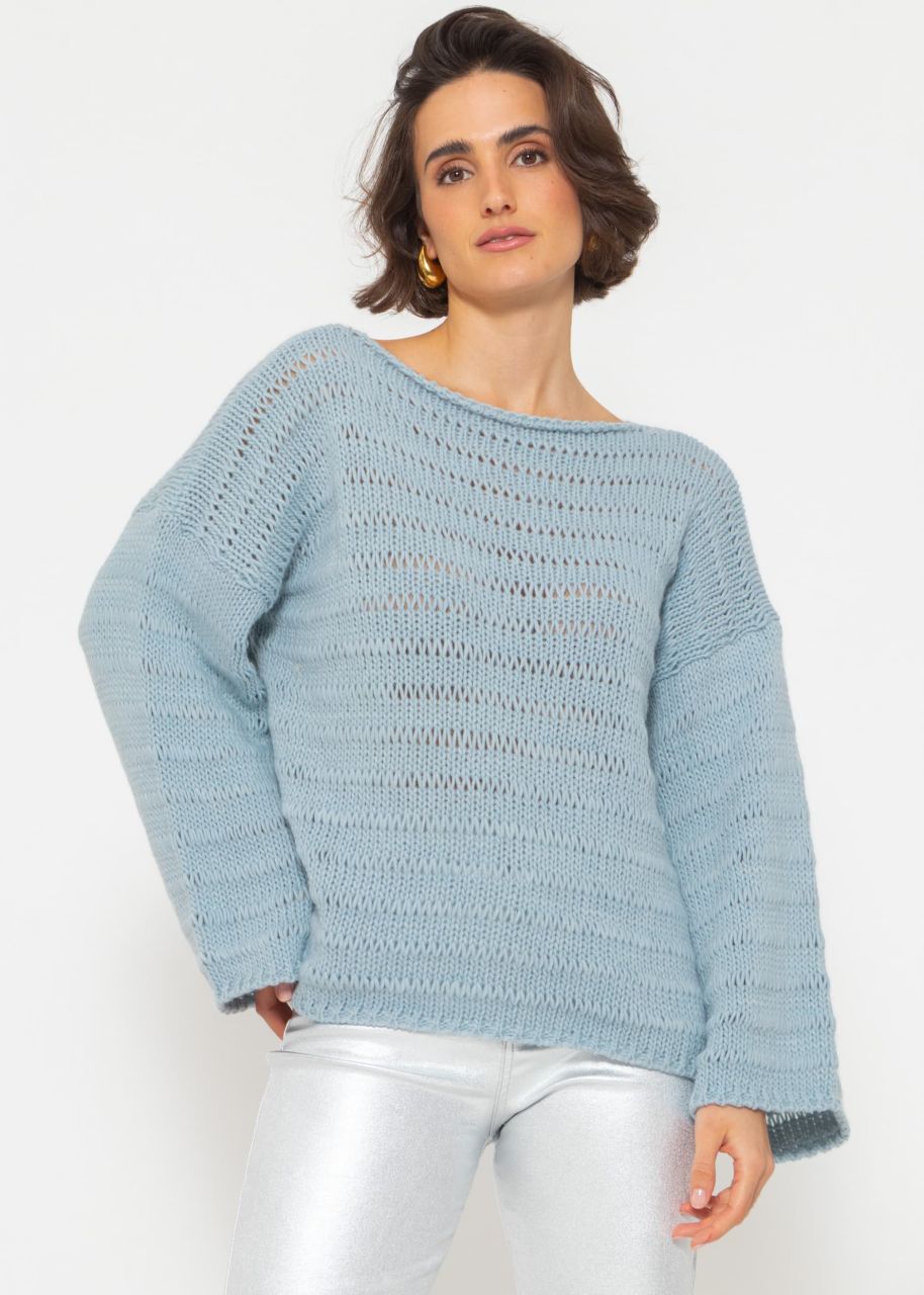 Sweater with wide sleeves and fine ribbed pattern - light blue