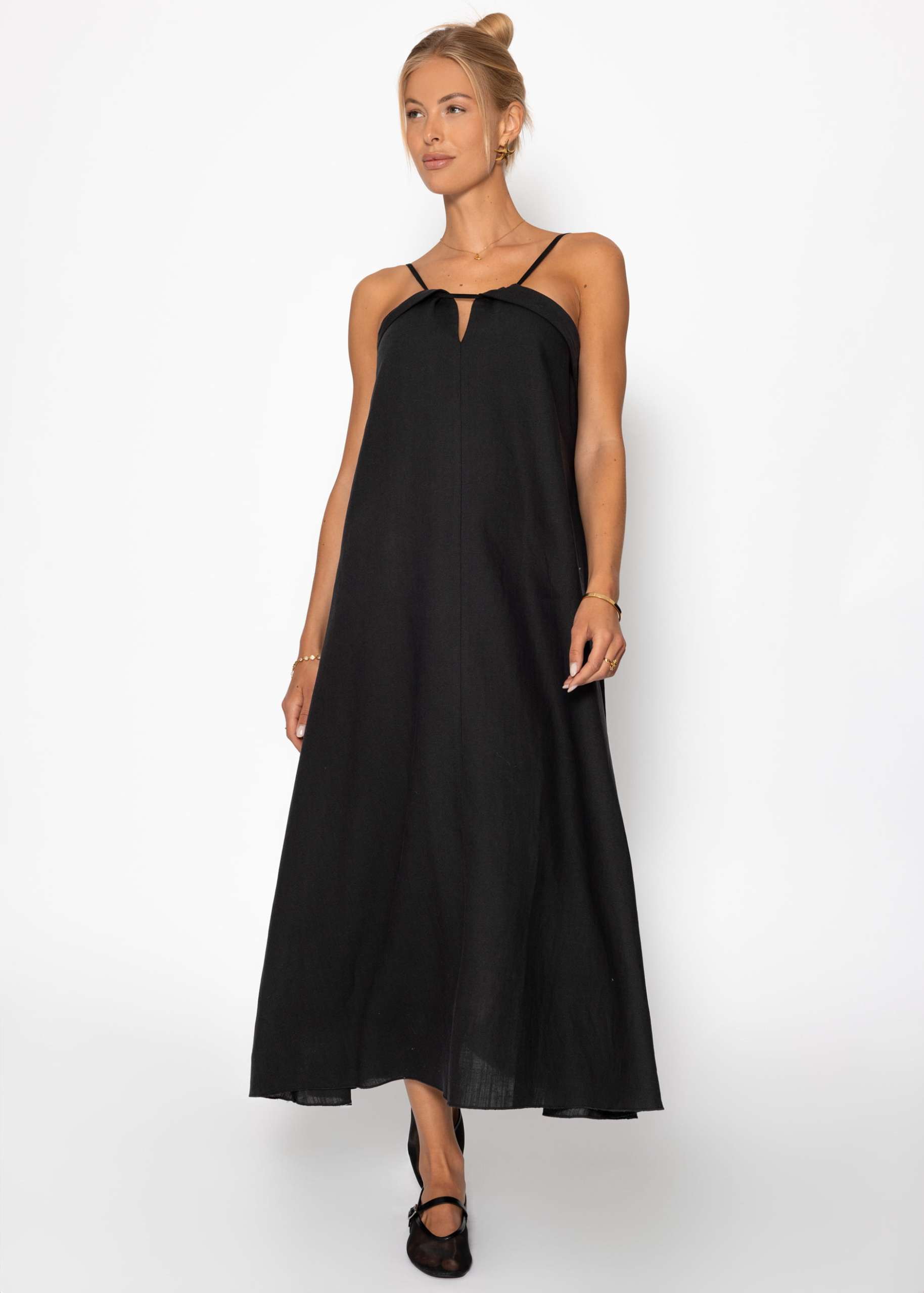 Linen dress with spaghetti straps - black