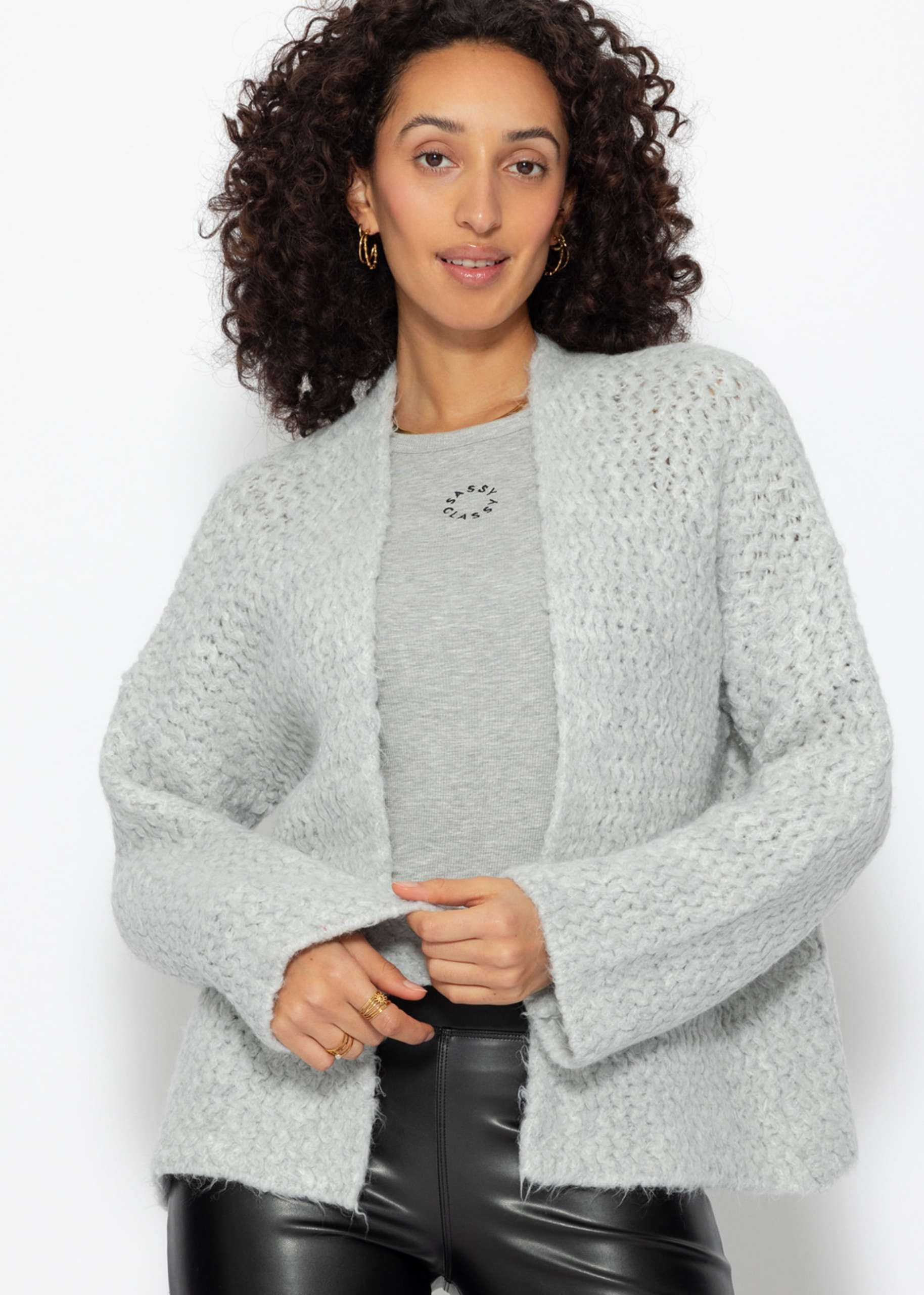 Chunky knit cardigan with trumpet sleeves - light gray