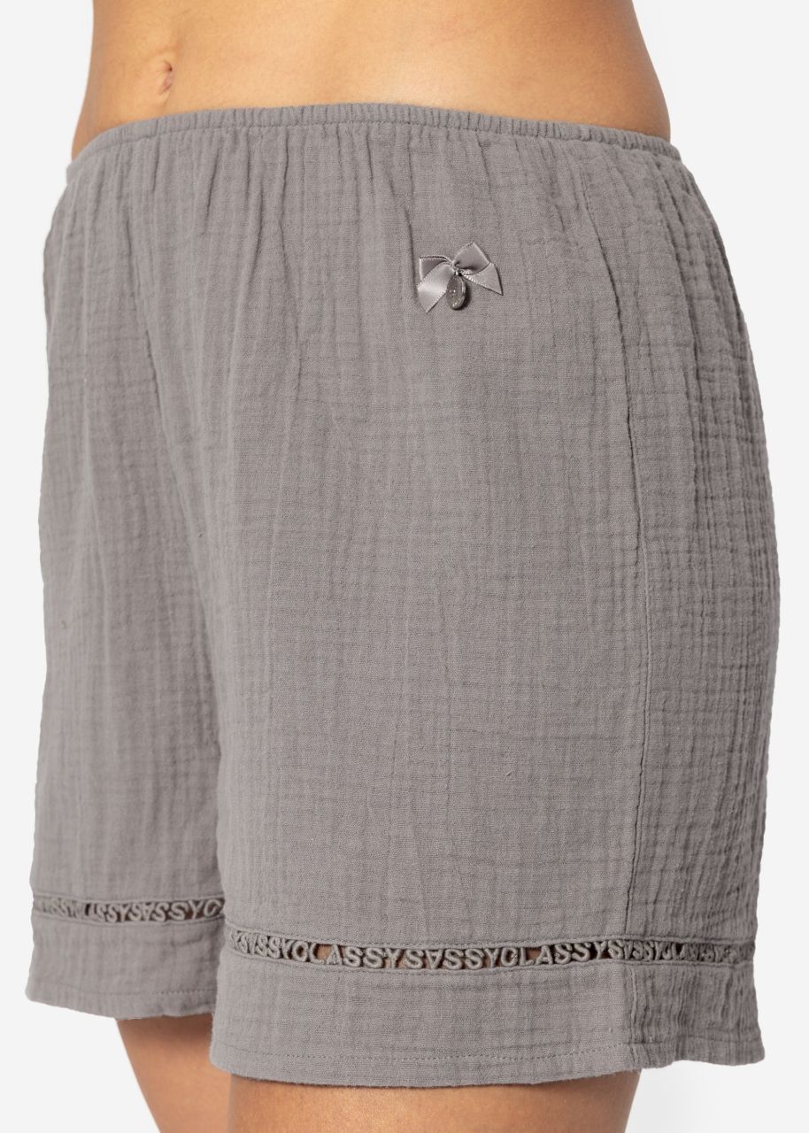 Muslin pyjama shorts with lace trim - taupe