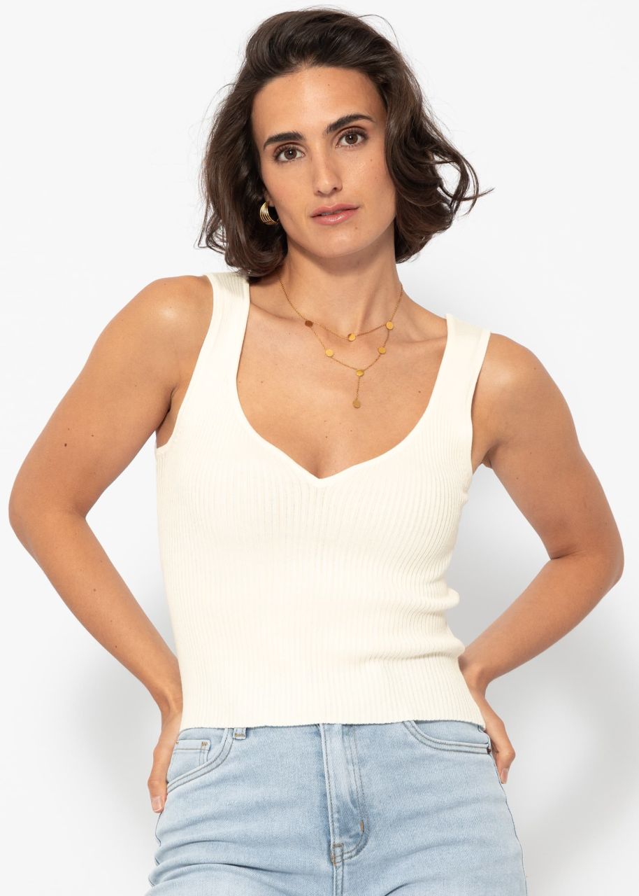 Knitted top with heart-shaped neckline - offwhite