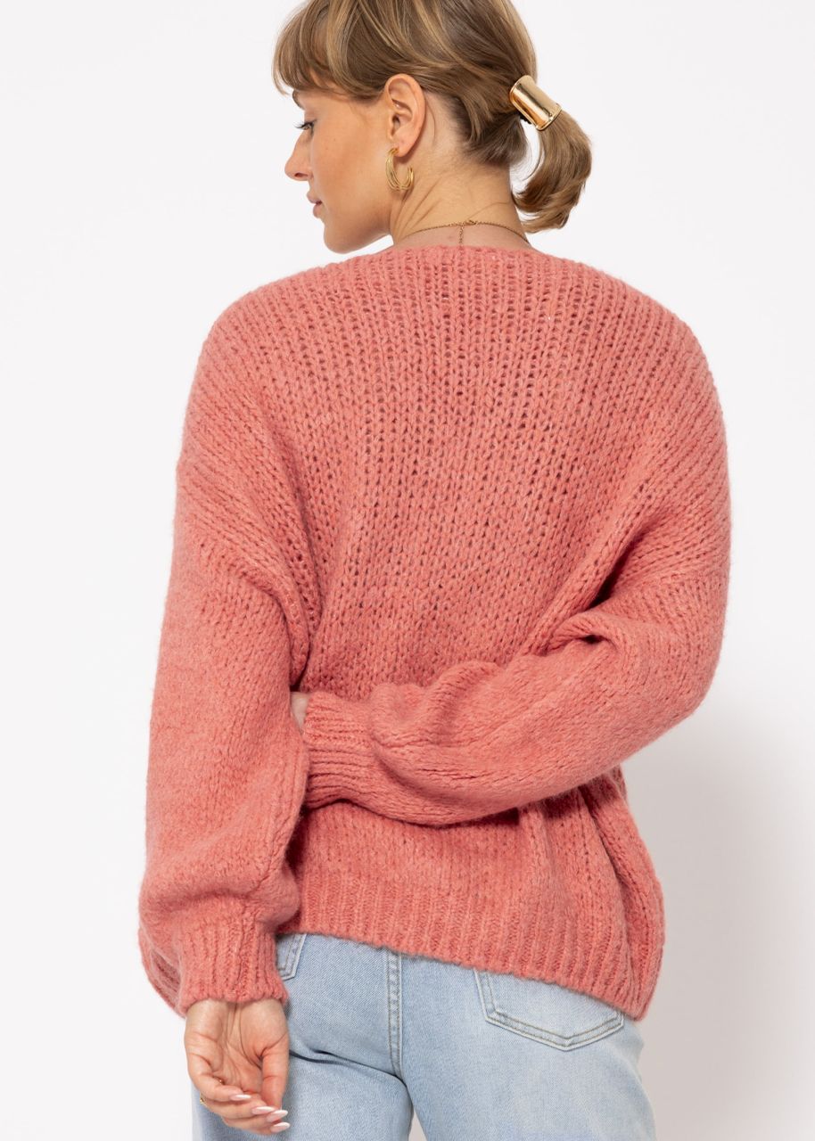 Oversized jumper with V-neck - salmon