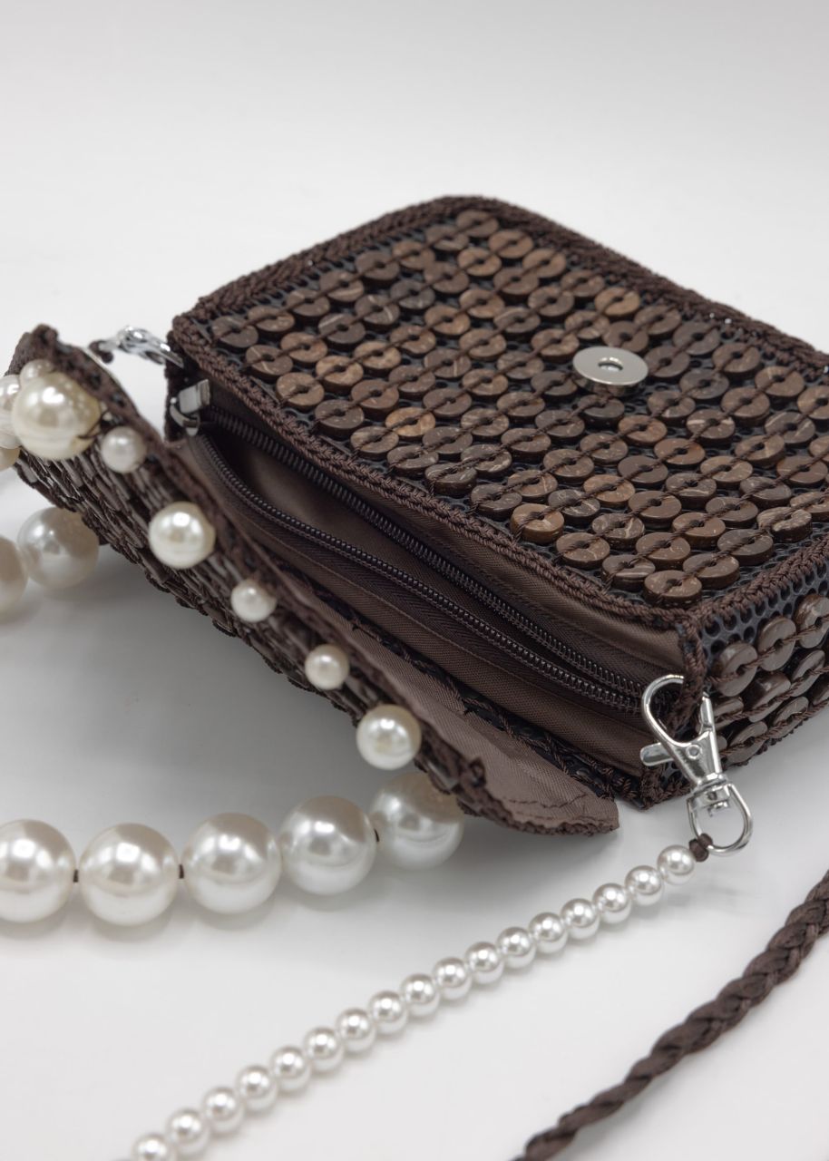 Small bag with white pearl handle - dark brown