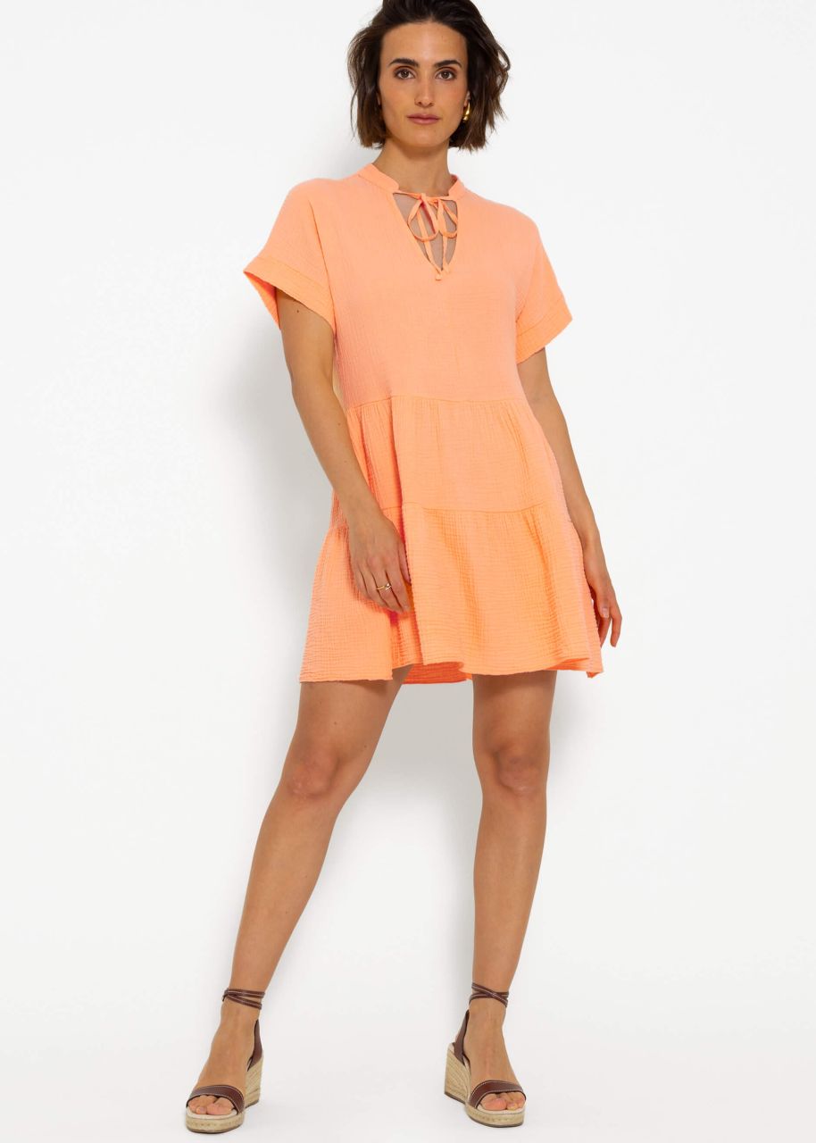 Short muslin dress with flounces - peach