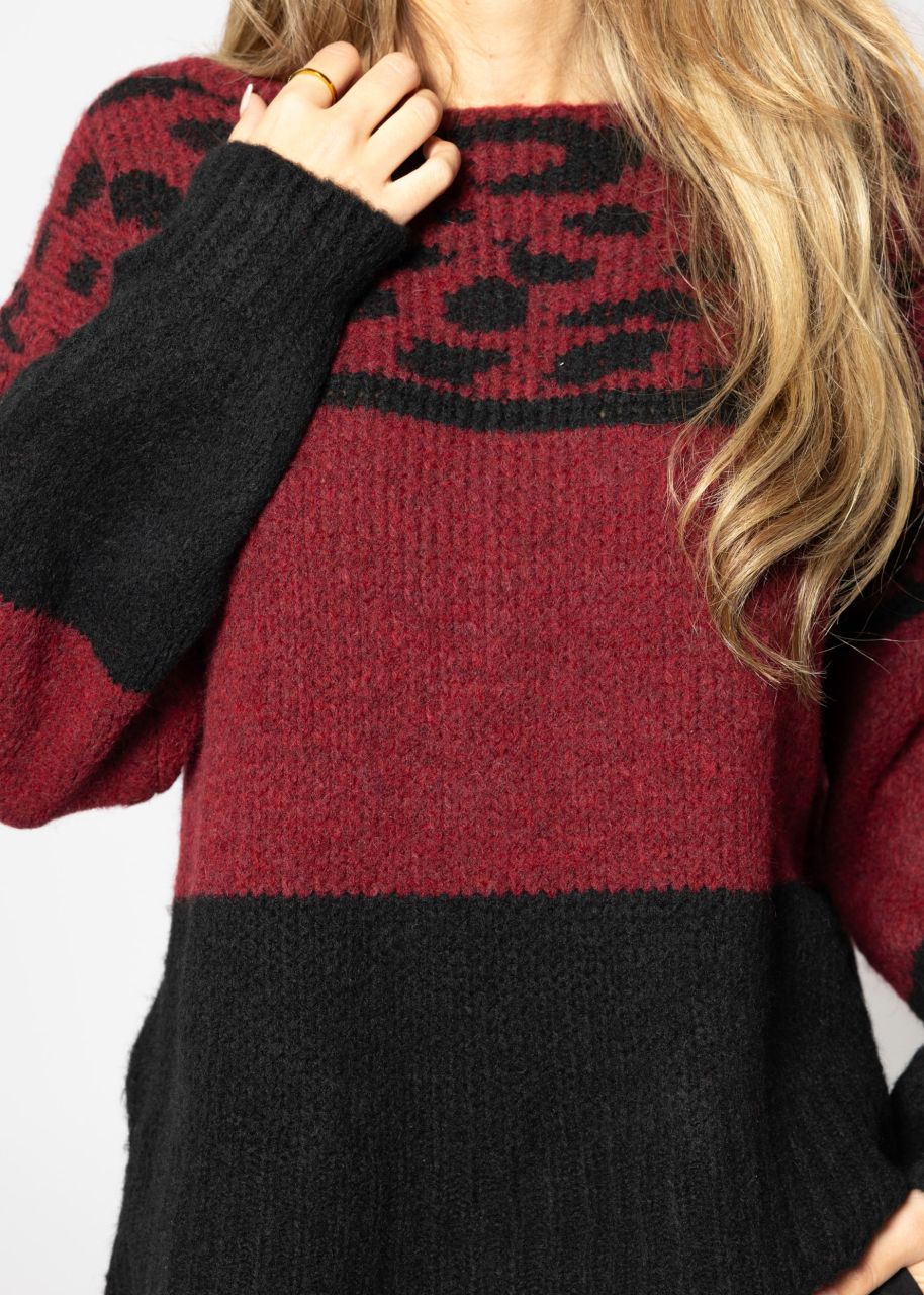 Oversized pullover with leo print - burgundy-black