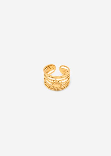 Stacking ring with flower - gold