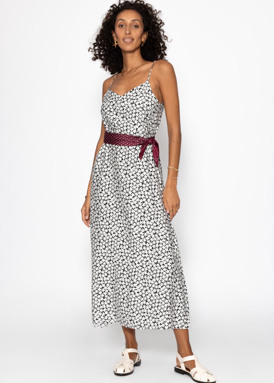 Maxi dress with floral print - black and white