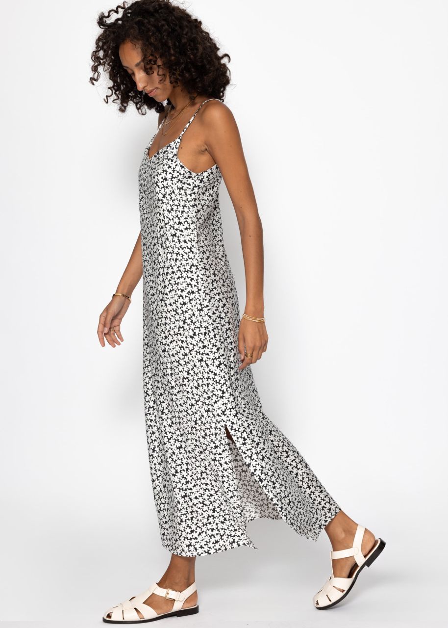 Maxi dress with floral print - black and white