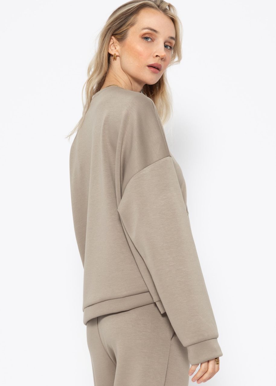 Soft sweatshirt with dividing seams - taupe