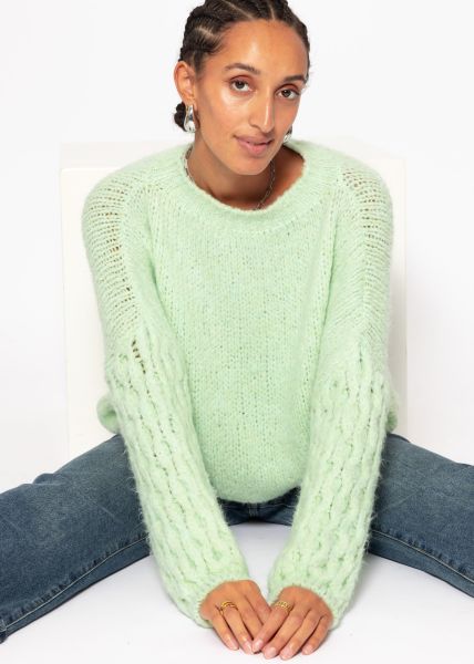 Fluffy knitted sweater - sage green