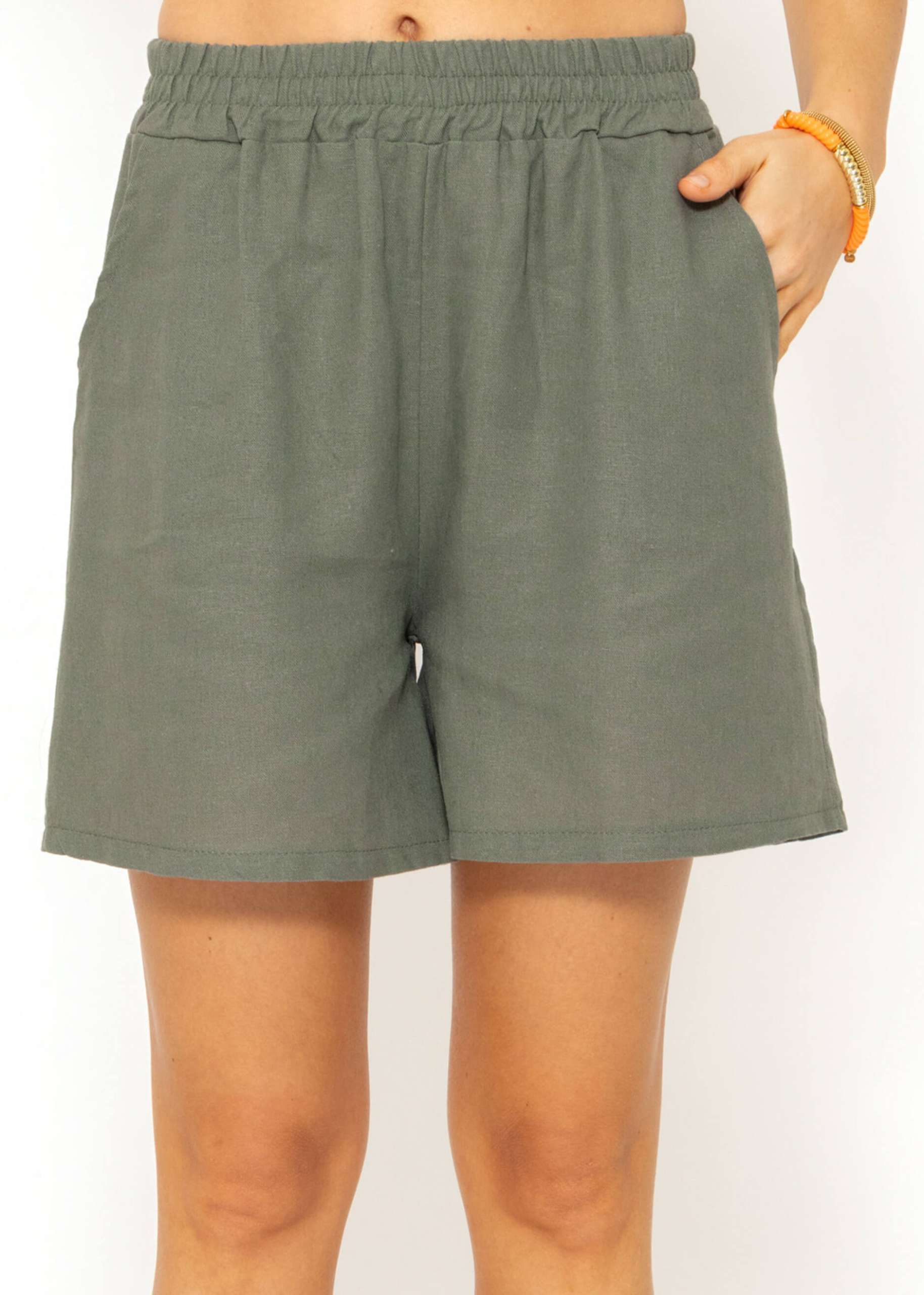 Linen shorts, khaki