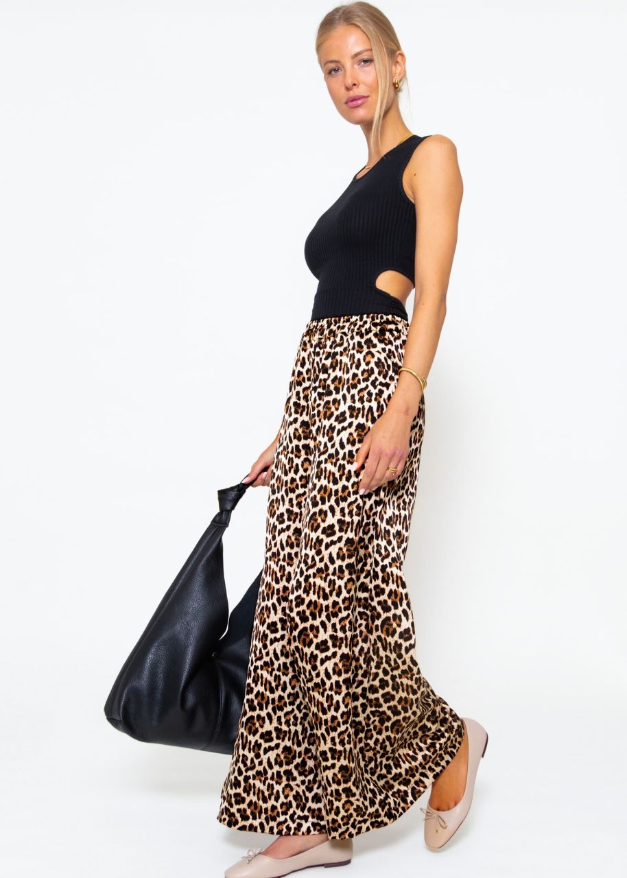 Satin trousers with leo print - brown