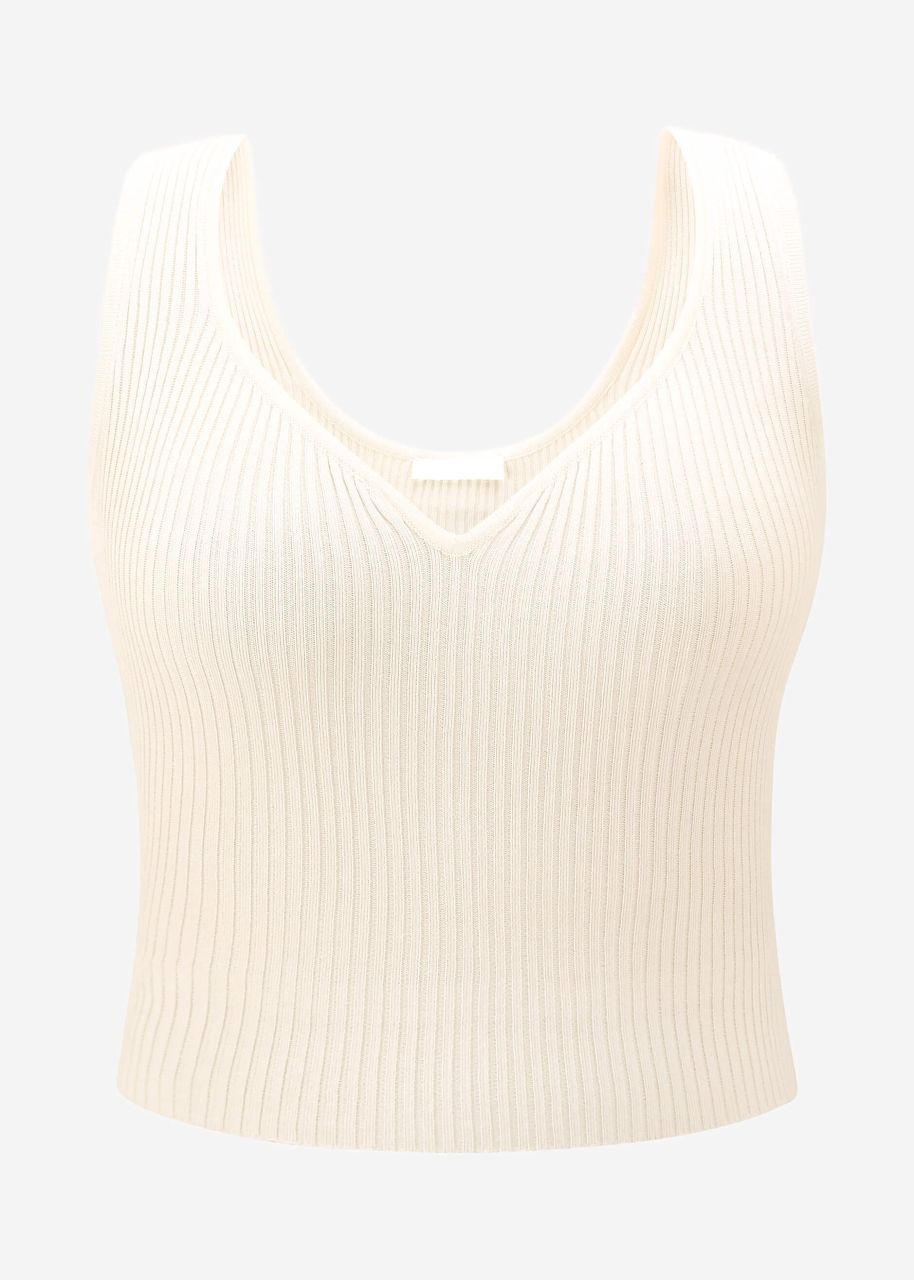 Knitted top with heart-shaped neckline - offwhite