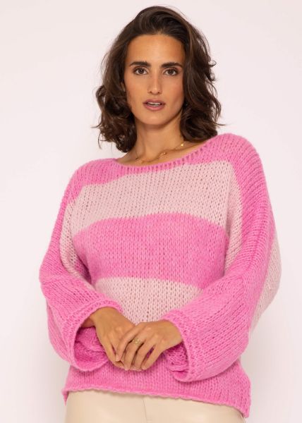 Loose knitted oversize jumper - pink