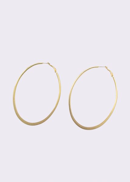 Large oval creoles, matte gold