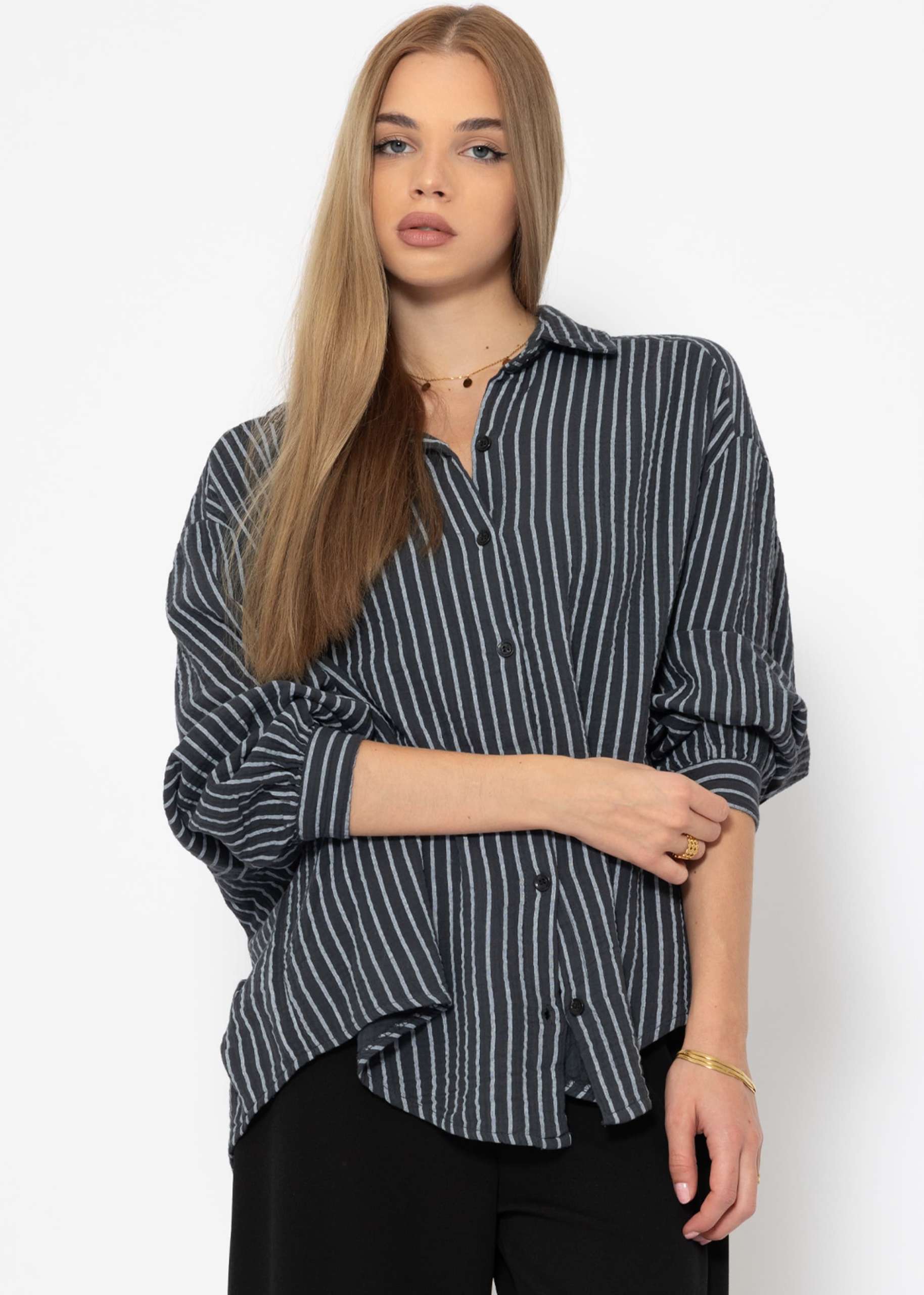 Oversize muslin blouse with light stripes - grey