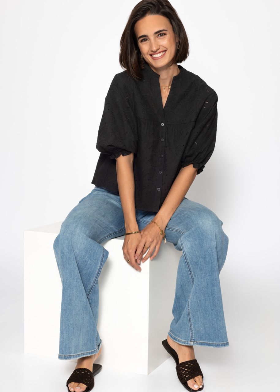 Lace blouse with short balloon sleeves - black