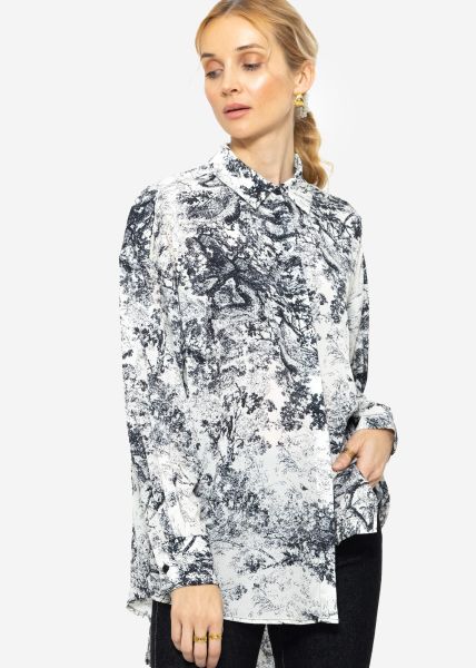 Oversize blouse with print - black and white