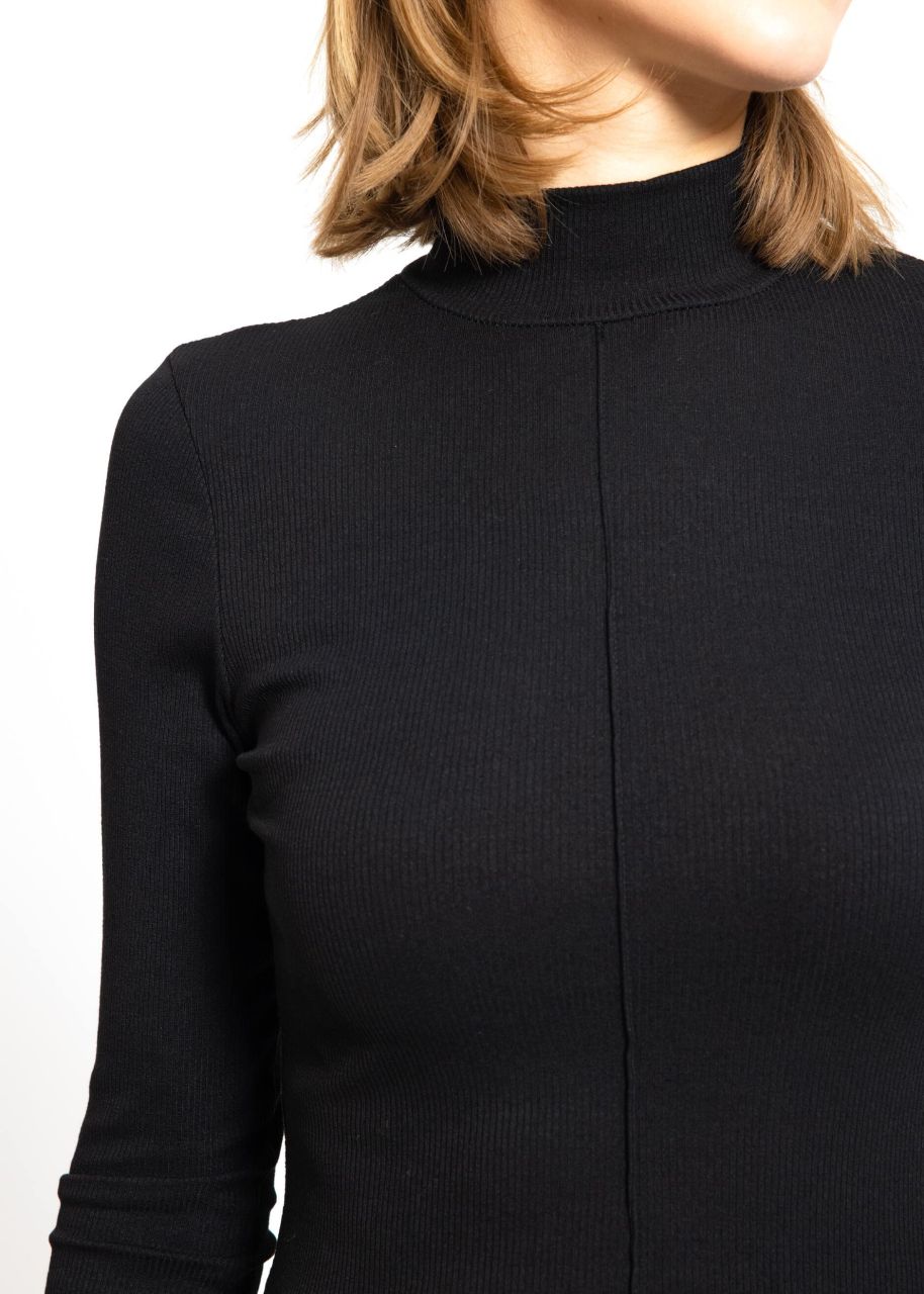 Long-sleeved shirt with turtleneck - black